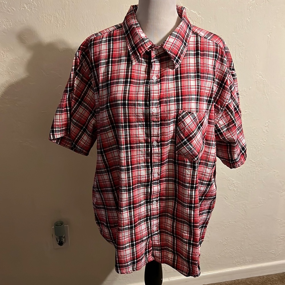 Big N tall men’s short sleeve dress shirt